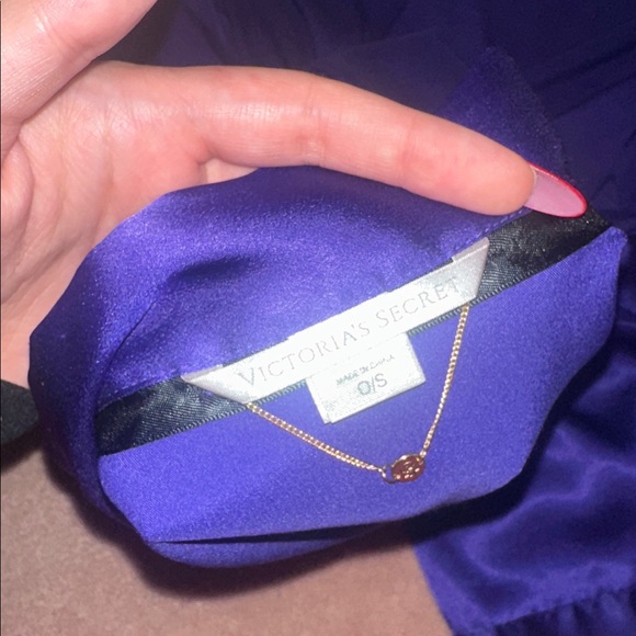 Victoria’s Secret Deep Purple Blue Silky Style Lingerie Robe - Picture 6 of 8